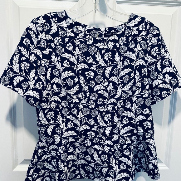Banana Republic Factory Peblum Top Extra Small - Picture 1 of 5